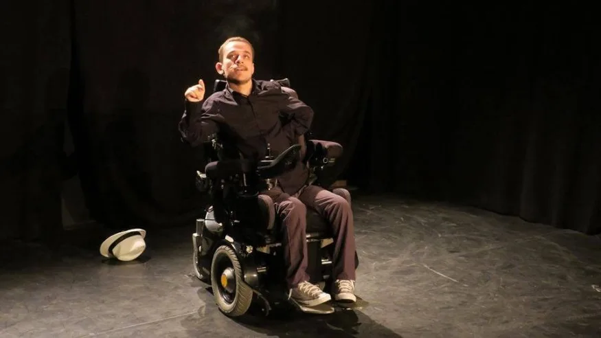Auréolé d'un prix d'honneur lors d'un festival en Egypte, Geoffrey Bugnot sur la scène du théâtre Gabrielle-Robinne ce jeudi
